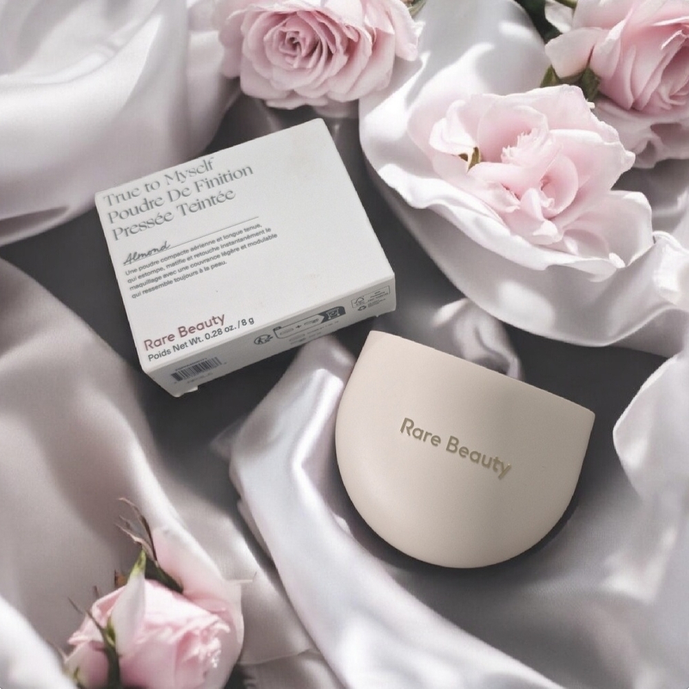 Rare Beauty Pressed Finishing Powder | Almond | New